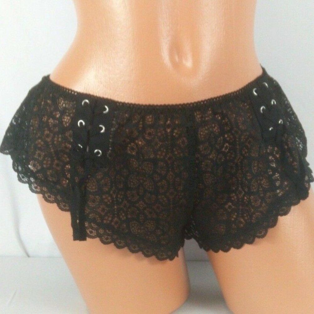 1199 medium Victoria's Secret Black Sleep Shortie NWT